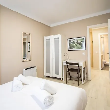 12tog1035 - Spacious Near Camp Nou
