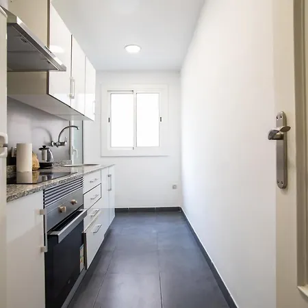 12tog1035 - Spacious Near Camp Nou * L'Hospitalet de Llobregat